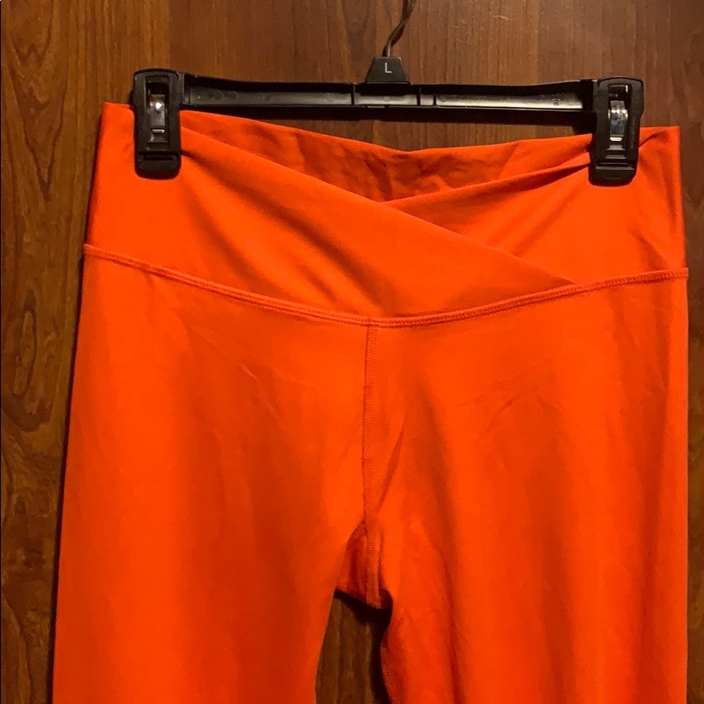 Low waisted leggings